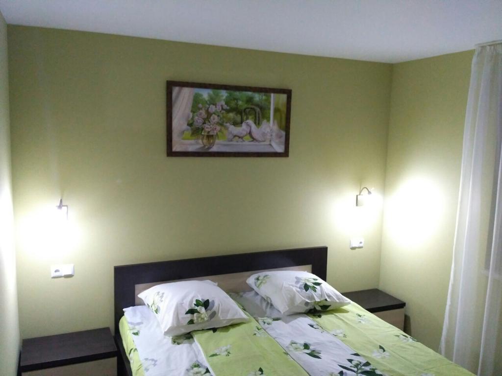 Comfort Apartment On Bogdanivska Street 7B Kiev Ngoại thất bức ảnh