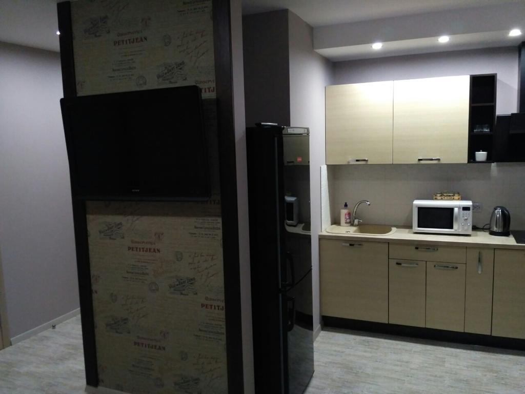 Comfort Apartment On Bogdanivska Street 7B Kiev Ngoại thất bức ảnh