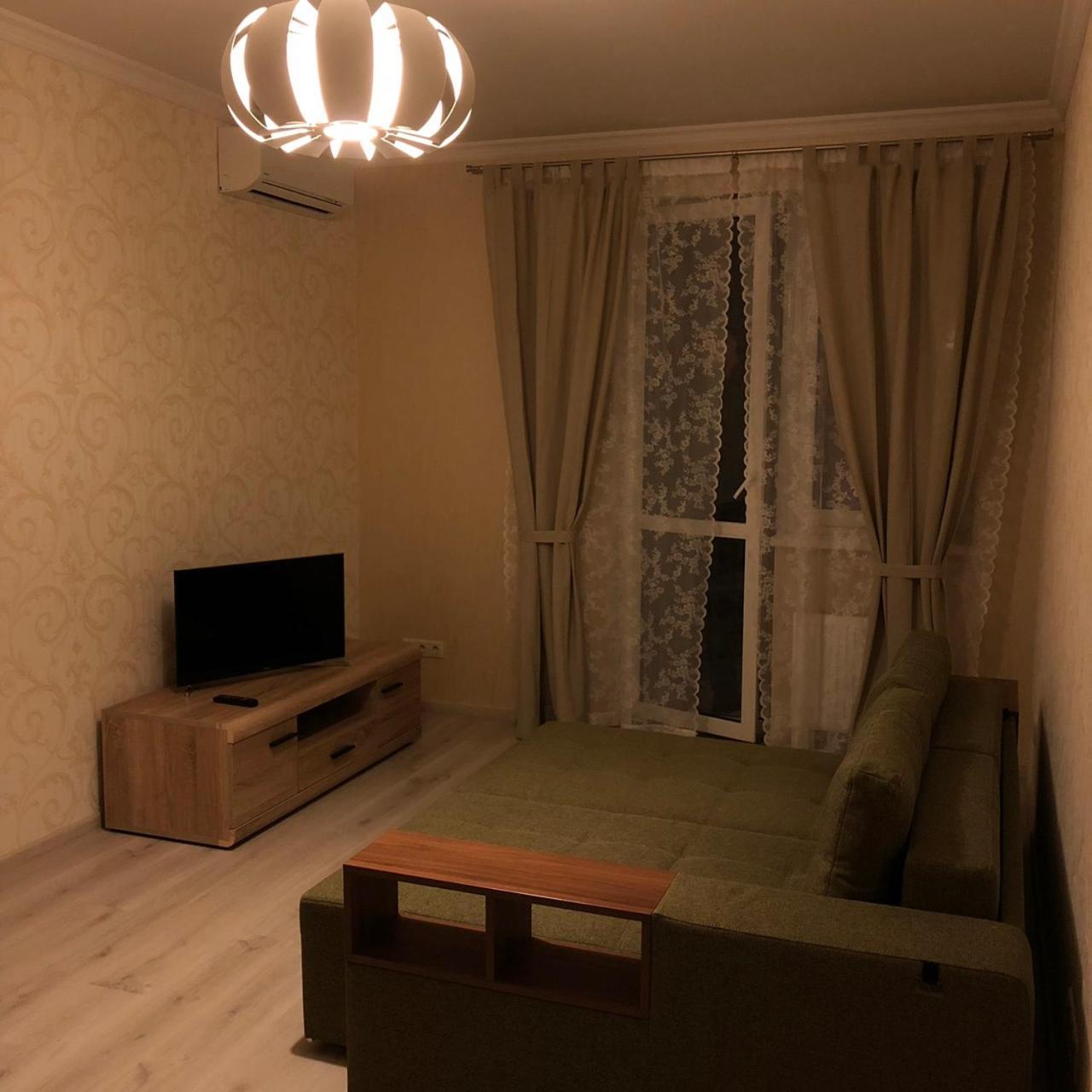 Comfort Apartment On Bogdanivska Street 7B Kiev Ngoại thất bức ảnh