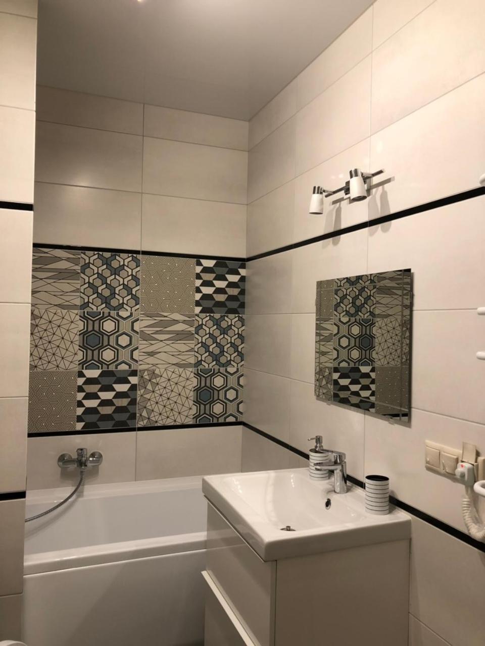 Comfort Apartment On Bogdanivska Street 7B Kiev Ngoại thất bức ảnh