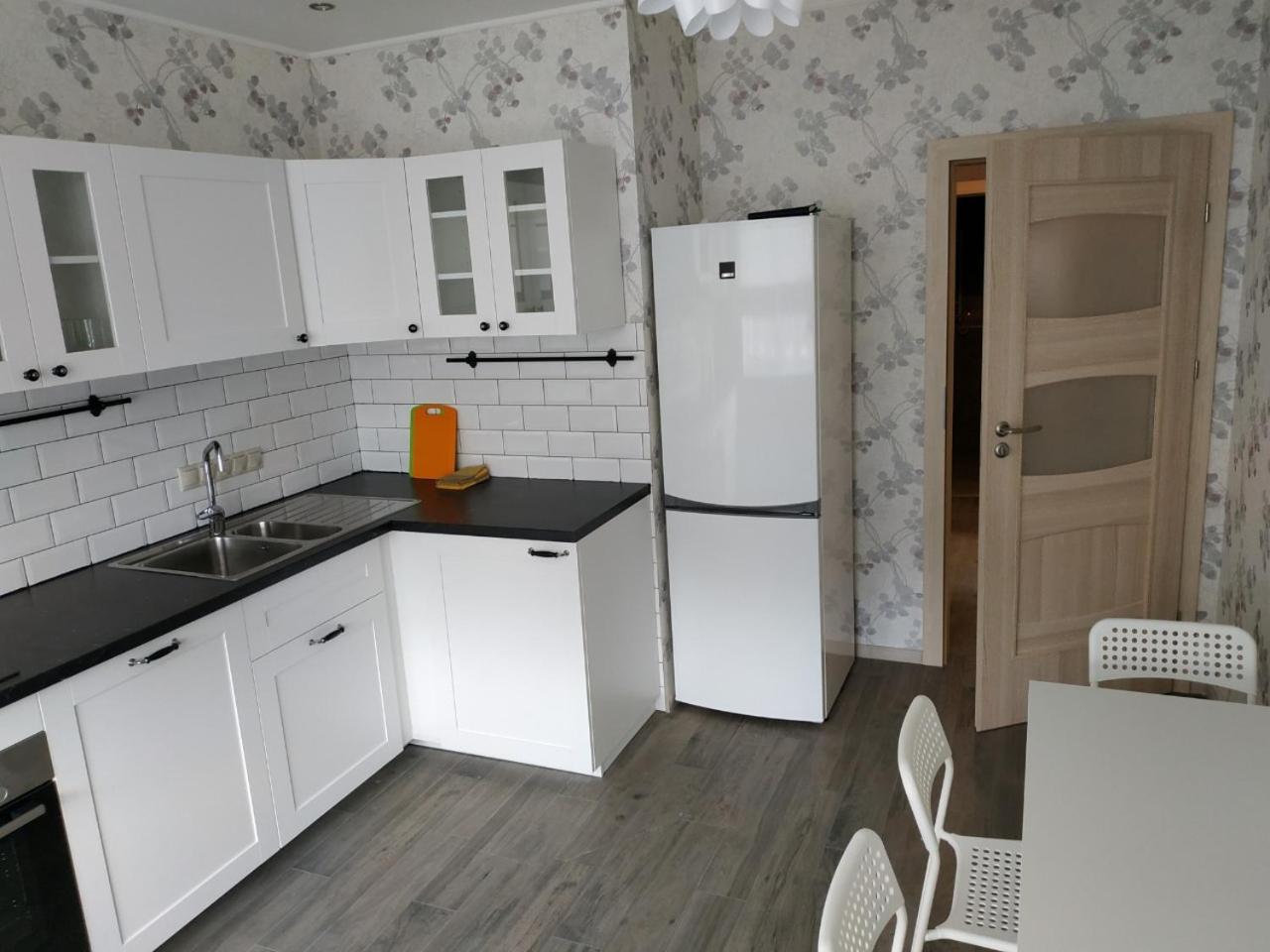 Comfort Apartment On Bogdanivska Street 7B Kiev Ngoại thất bức ảnh