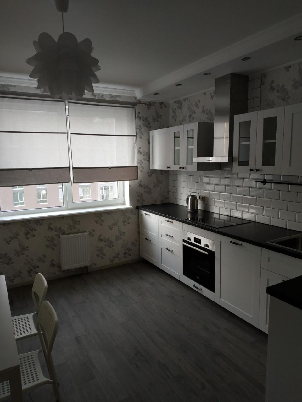 Comfort Apartment On Bogdanivska Street 7B Kiev Ngoại thất bức ảnh